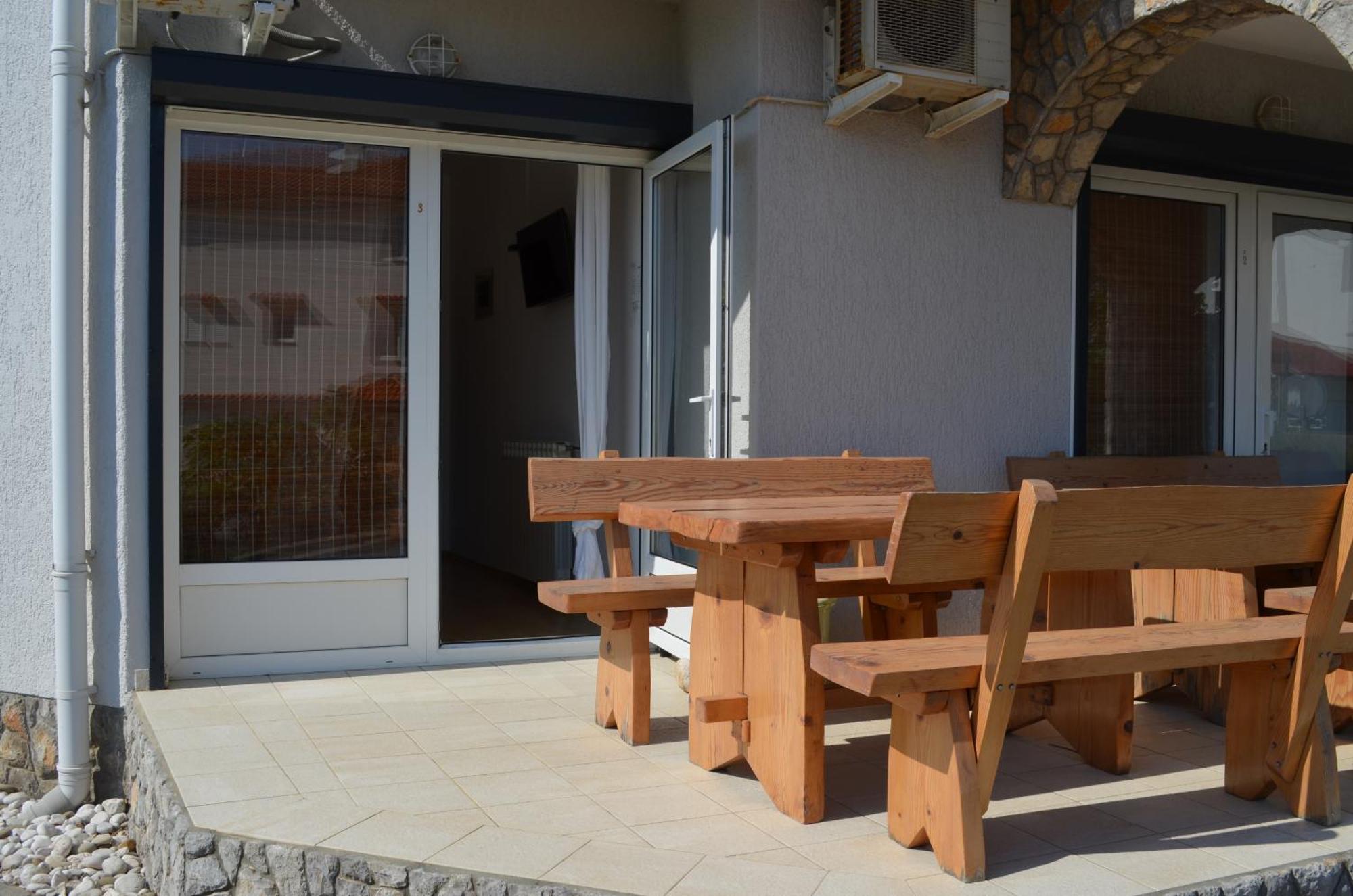 Apartament Leticia I *