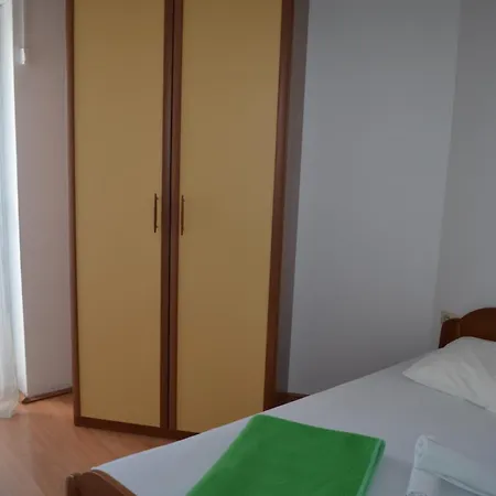 Apartments Leticia I Baska (Krk) Exterior photo