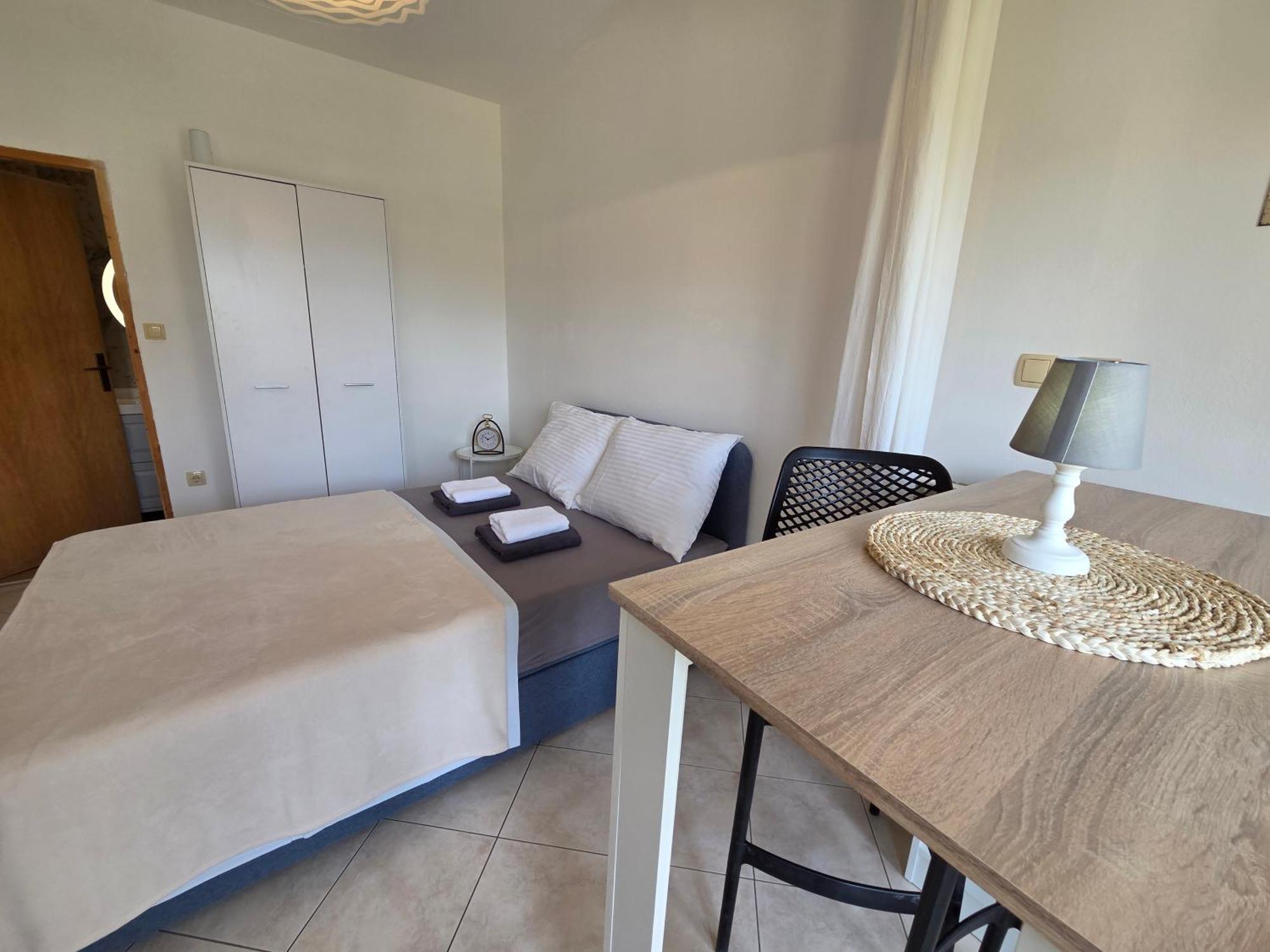 Leticia I Apartma Baska (Krk)